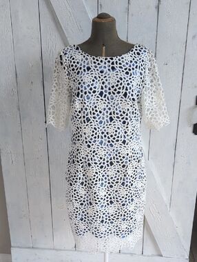 ANTONIO MELANI White Lace Midi Dress with Navy Underlay